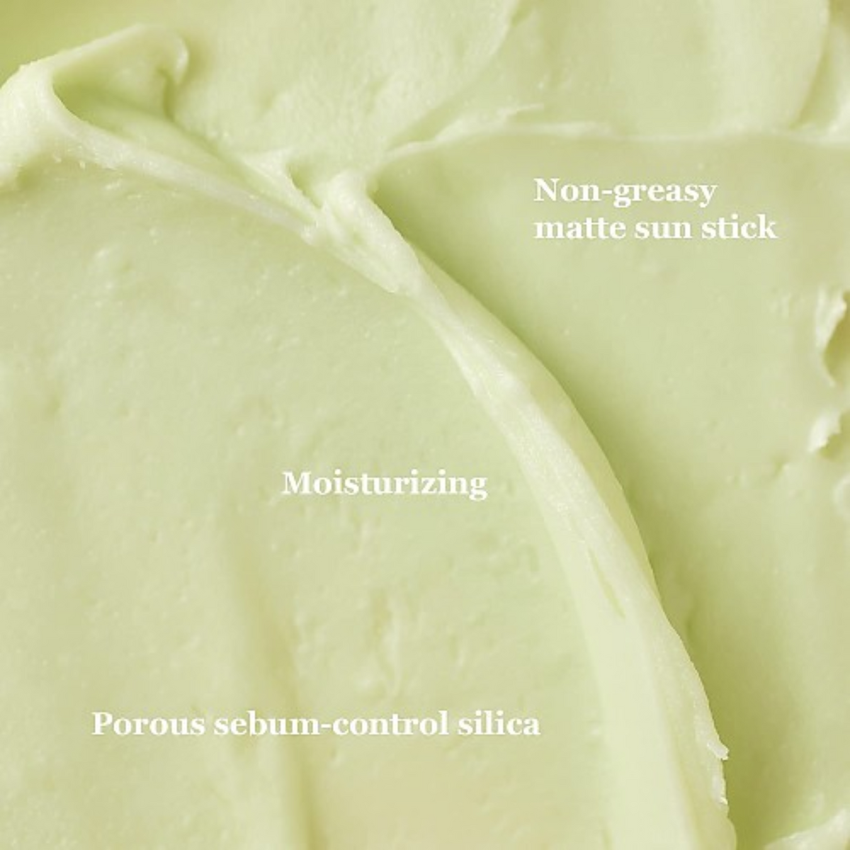 Texture verte du stick, avec les mentions fini mat, hydratation et silice absorbante