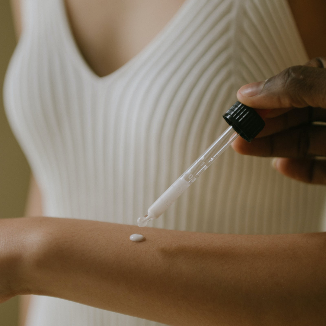 Barrière cutanée abîmée : comment la réparer sans surcharger sa peau