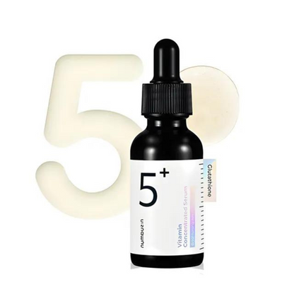 Flacon noir de sérum devant un chiffre cinq formé dans la texture