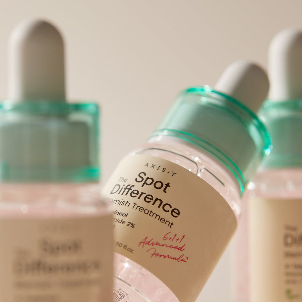 Flacons compte-gouttes de soin transparent à petites capsules roses