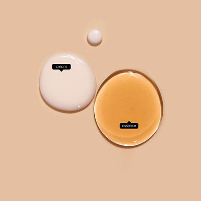 Deux phases du soin : crème blanche et essence ambrée