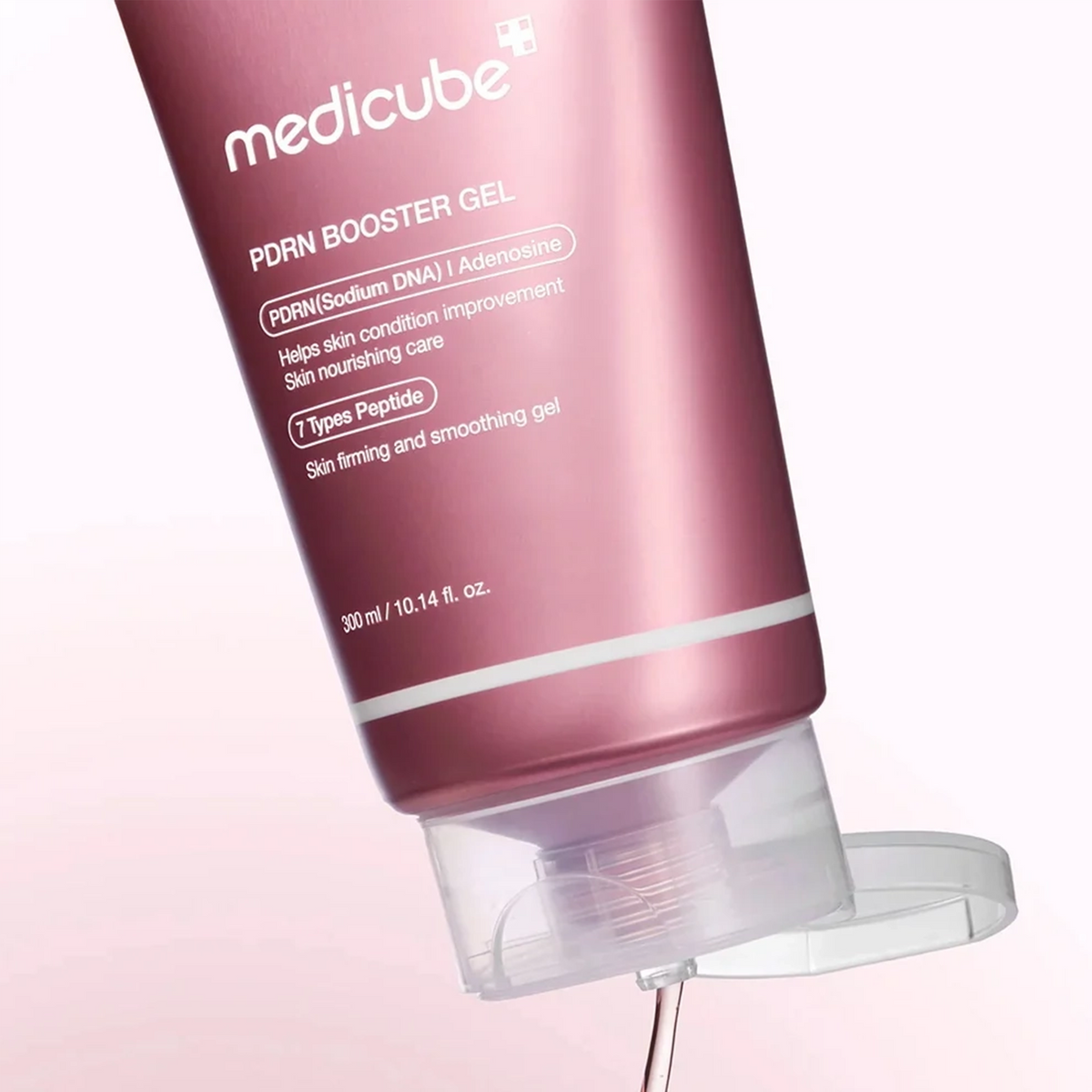 Gel transparent coulant du tube rose ouvert