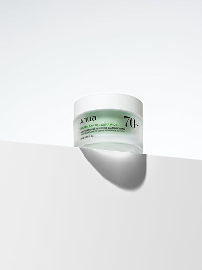 Pot de crème fermé, avec les mentions heartleaf 70 et céramide sur l&