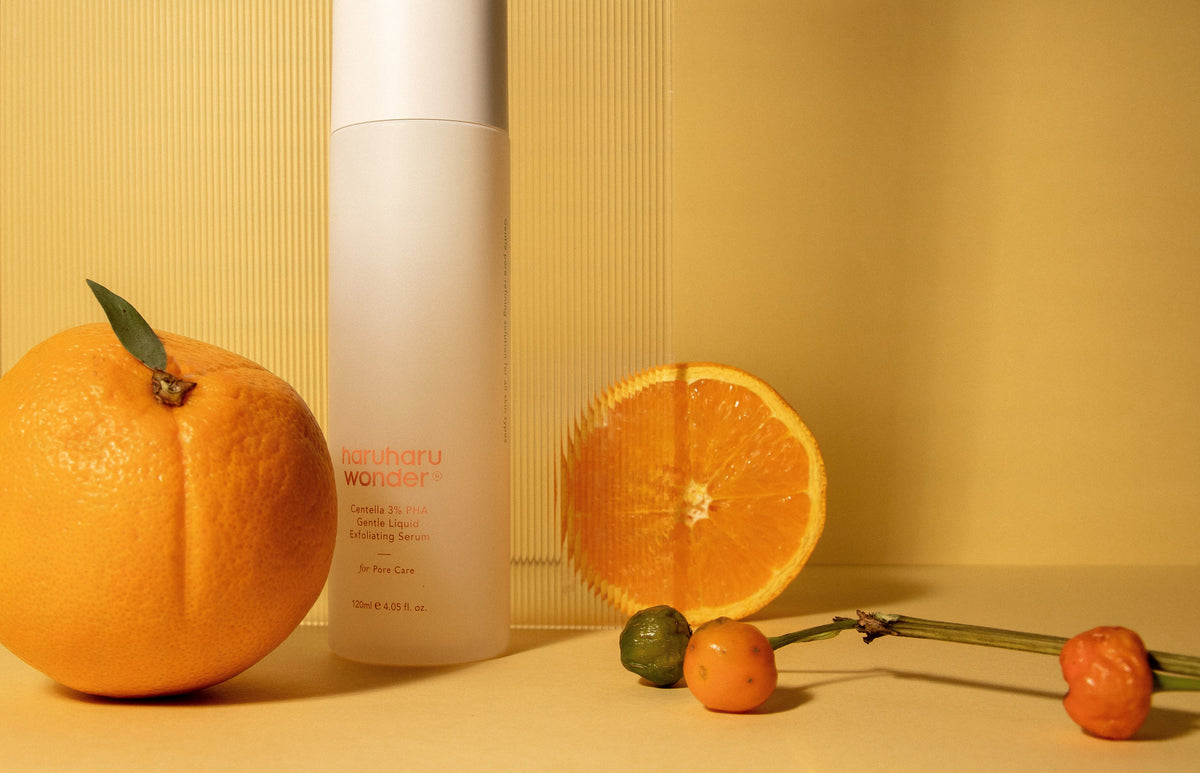 Flacon de sérum exfoliant près d&