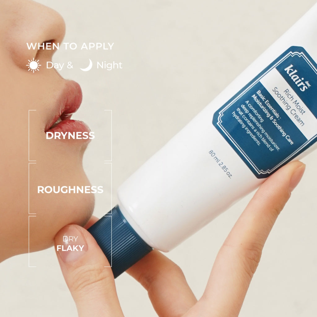 Crème présentée près du visage avec une indication d&