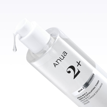 Goutte de lotion suspendue à l&